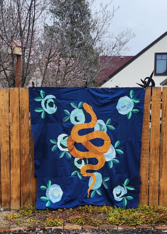 Serpent Rose Quilt Pattern PDF- Automatic Download